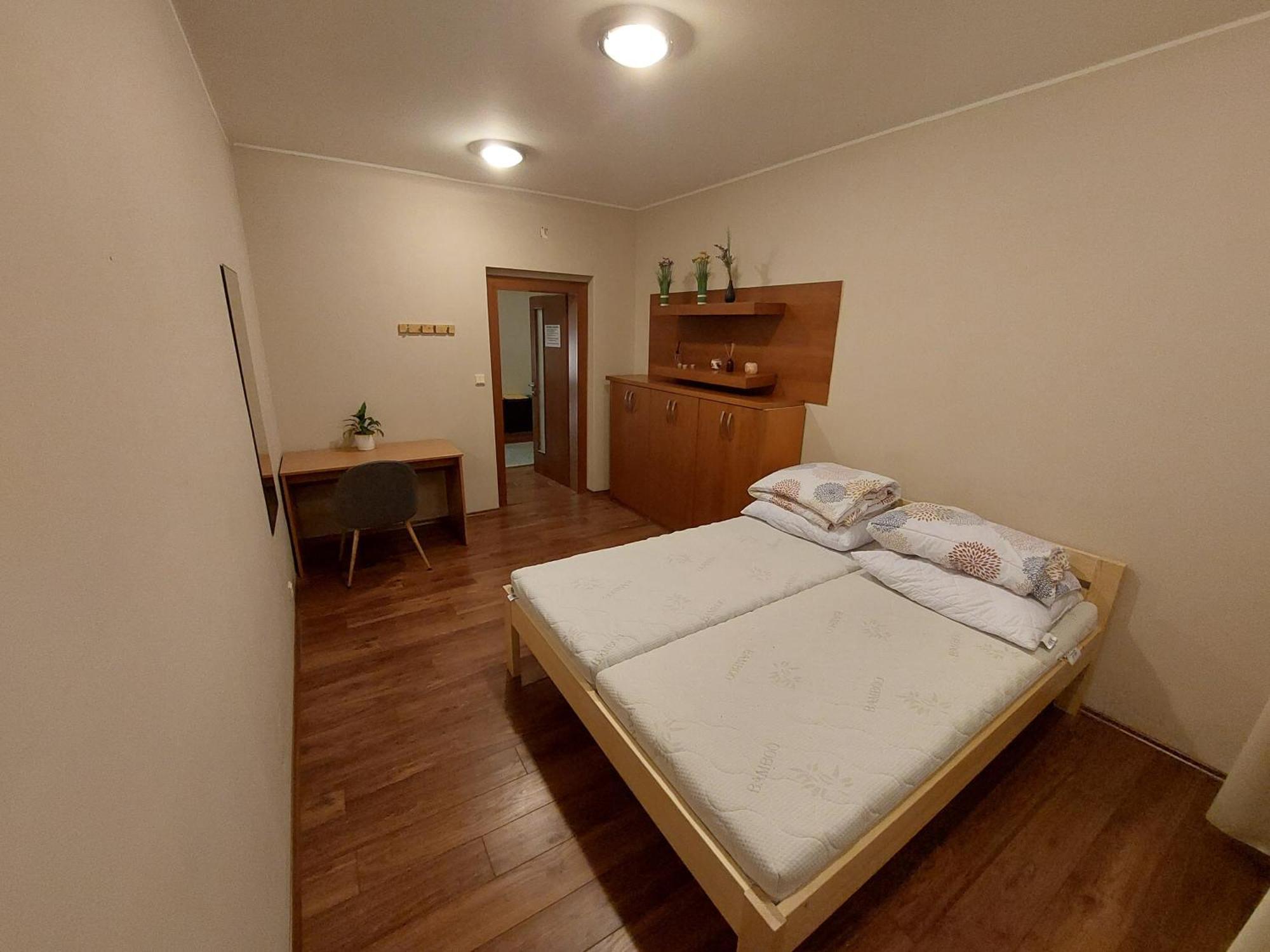 Zen Zone Hostel Bratislava Esterno foto